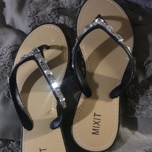 Sandles